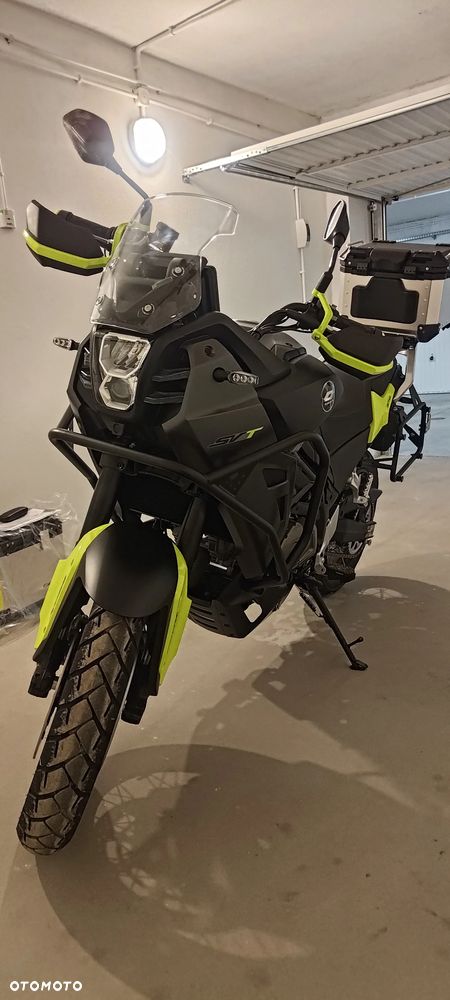 QJMOTOR SVT 650X - 2