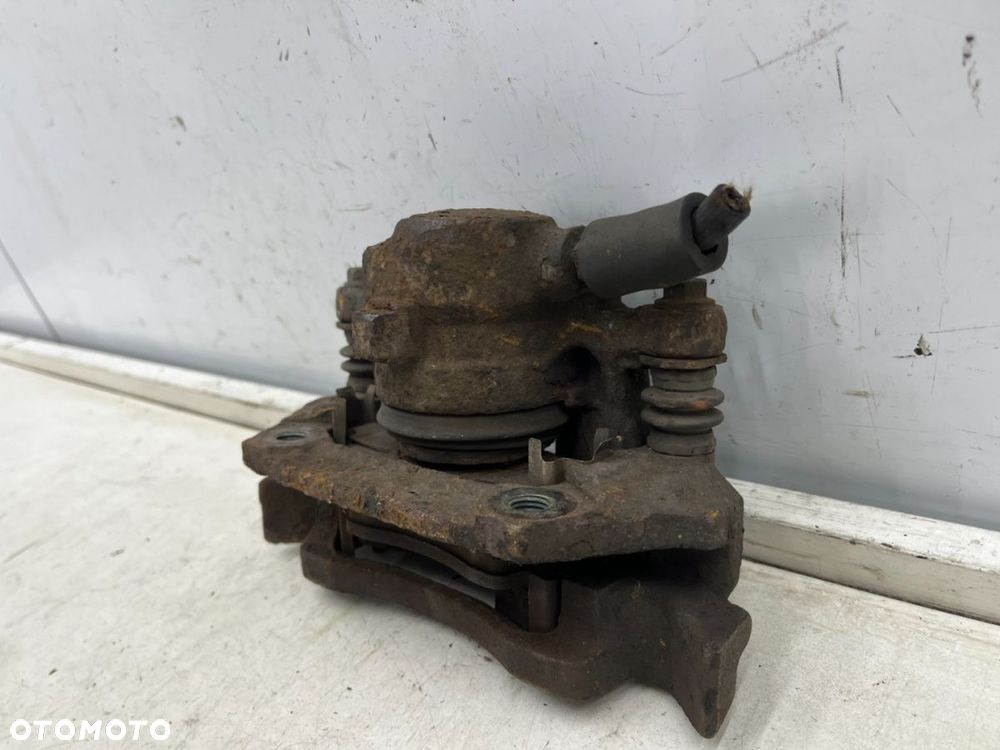 Zacisk hamulcowy Mercedes w168 A-klasa 97-04r. 1.7 CDi LEWY przedni jarzmo tarcza lewy przód 260mm. - 8