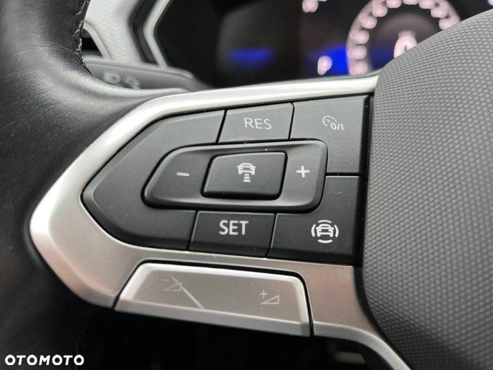 Volkswagen T-Cross 1.0 TSI Life DSG - 26