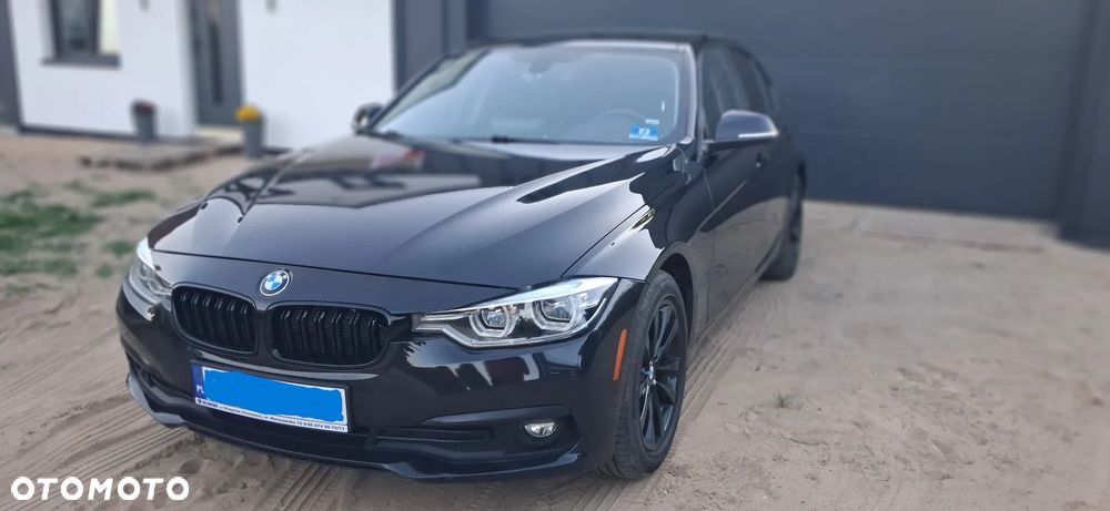 BMW Seria 3 320i xDrive - 9