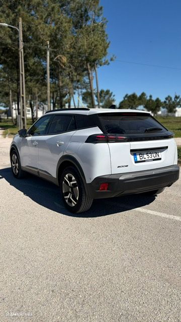 Peugeot 2008 1.2 PureTech Allure Pack - 3
