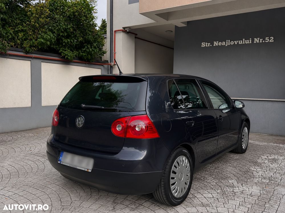 Volkswagen Golf - 3
