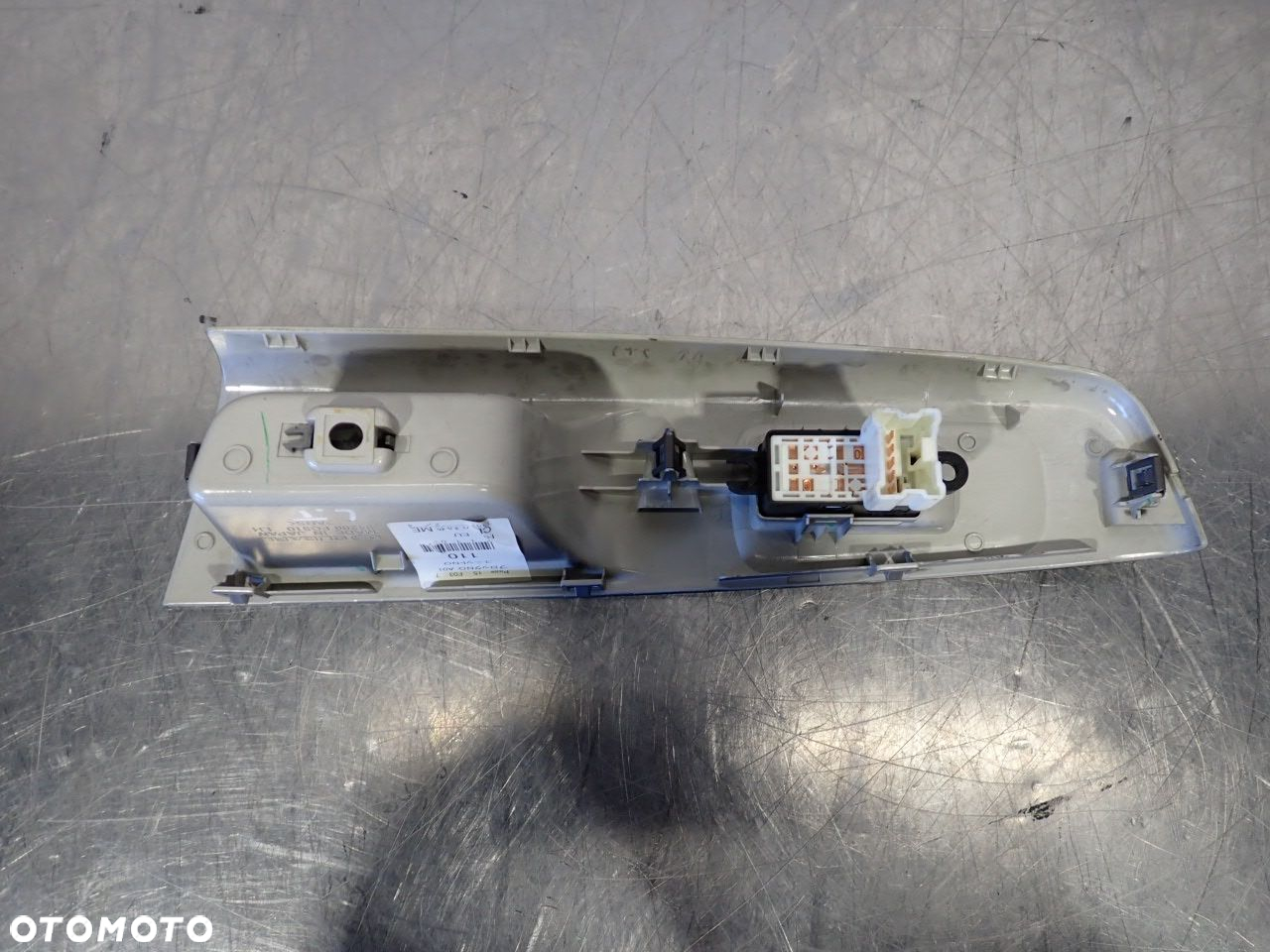 PANEL STEROWANIA SZYB LEWY TYŁ SUBARU IMPREZA 1.5 - 3