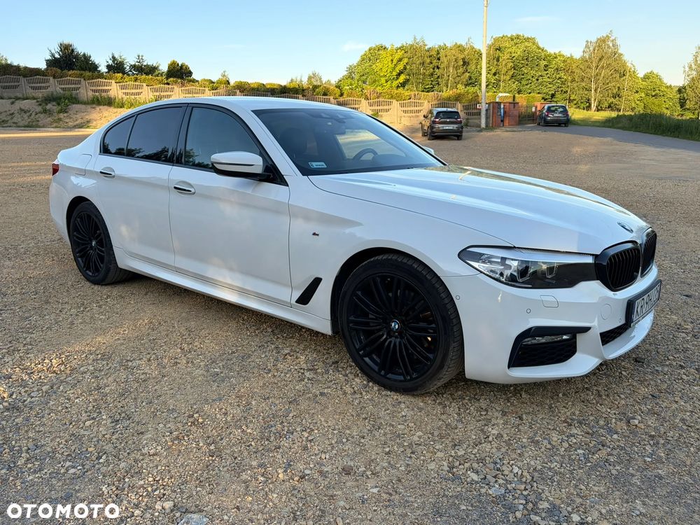 BMW Seria 5 520d xDrive Sport - 2