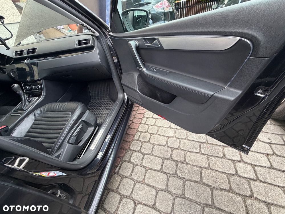 Volkswagen Passat 2.0 TDI Comfortline - 9