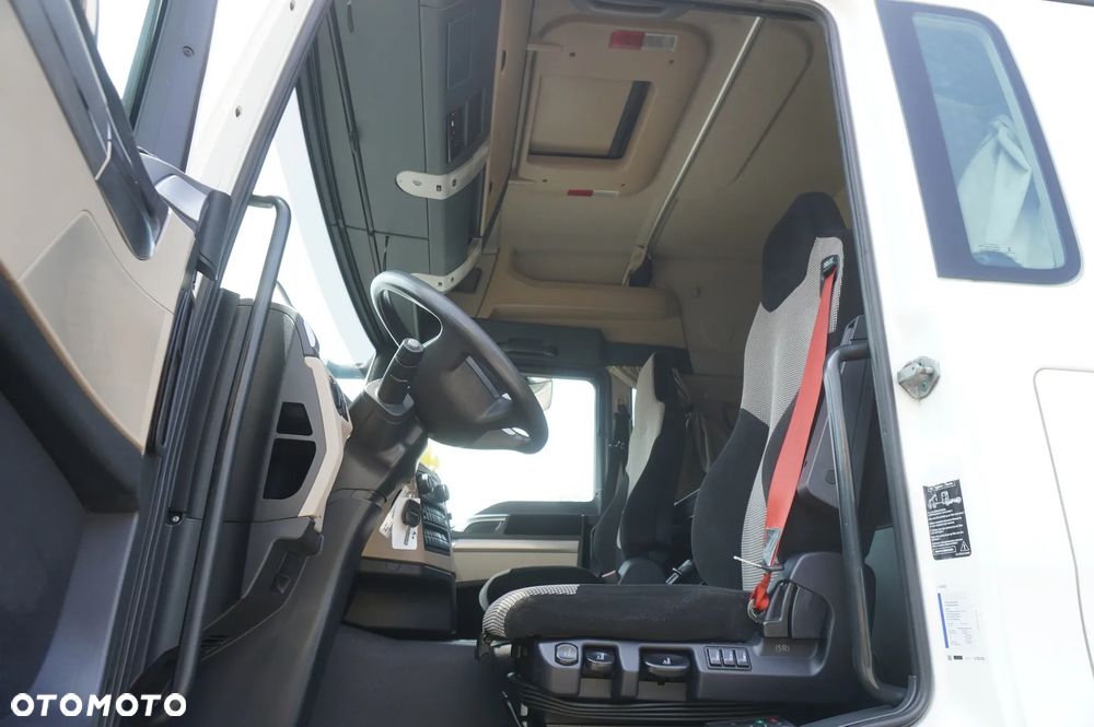 MAN TGS 35.420 8×2 / Rama 6,4 m / 3 osie skrętne - 12