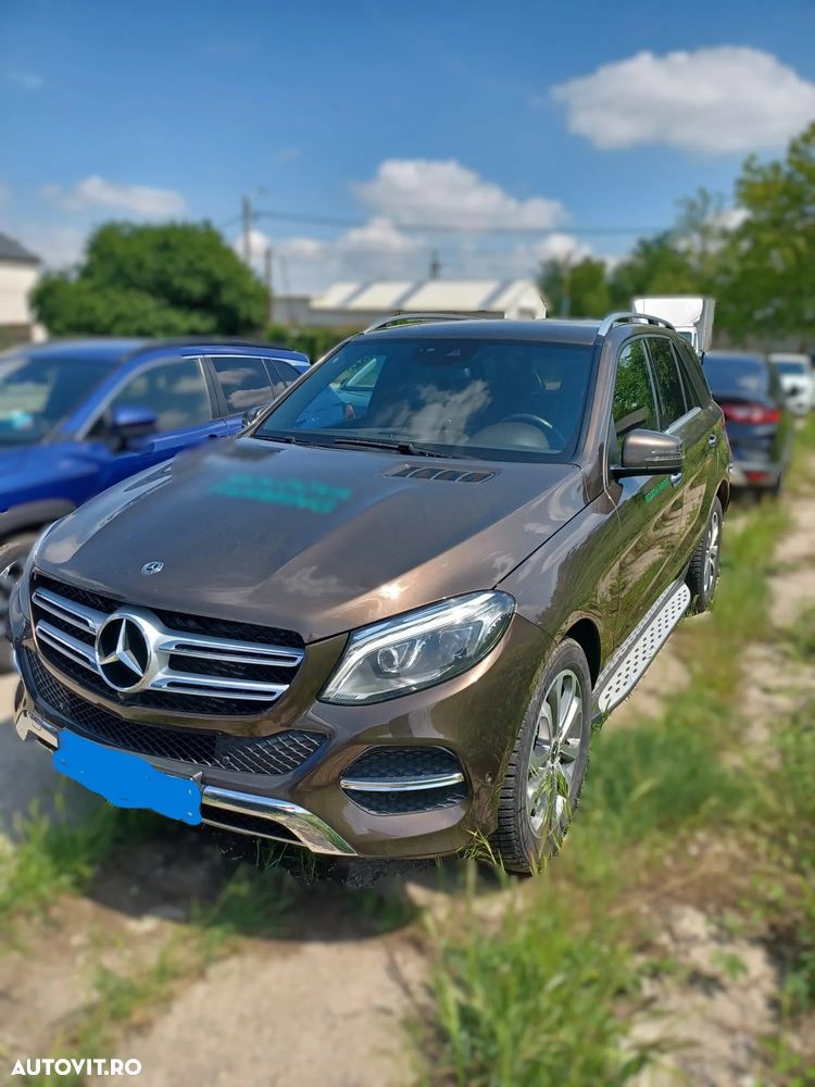 Mercedes-Benz GLE 250 d 4MATIC - 2
