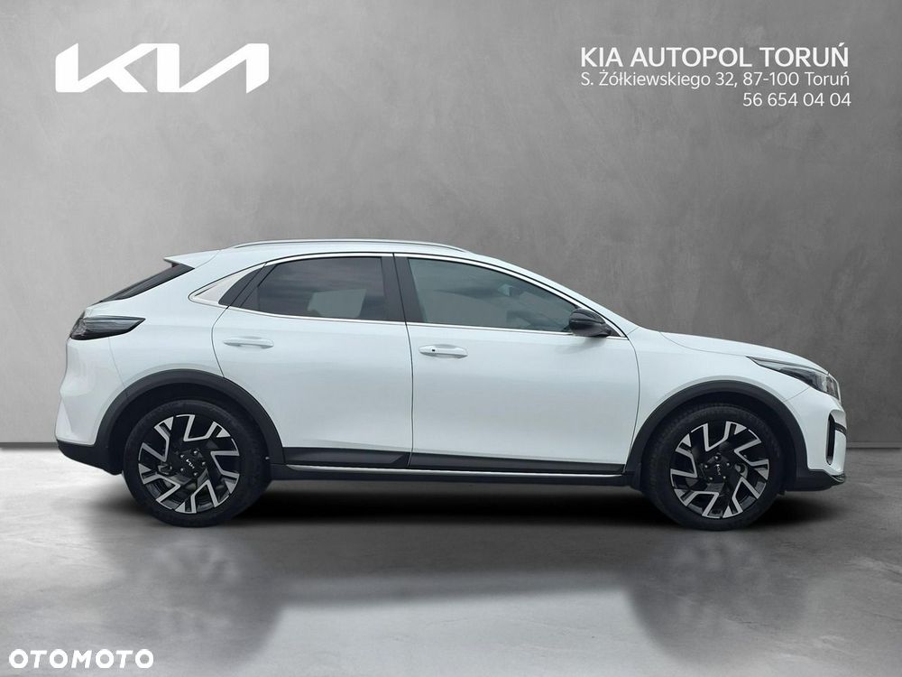 Kia XCeed 1.6 T-GDI Tribute DCT - 6