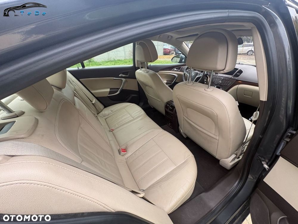 Opel Insignia 2.8 V6 Turbo 4x4 Automatik Cosmo - 24