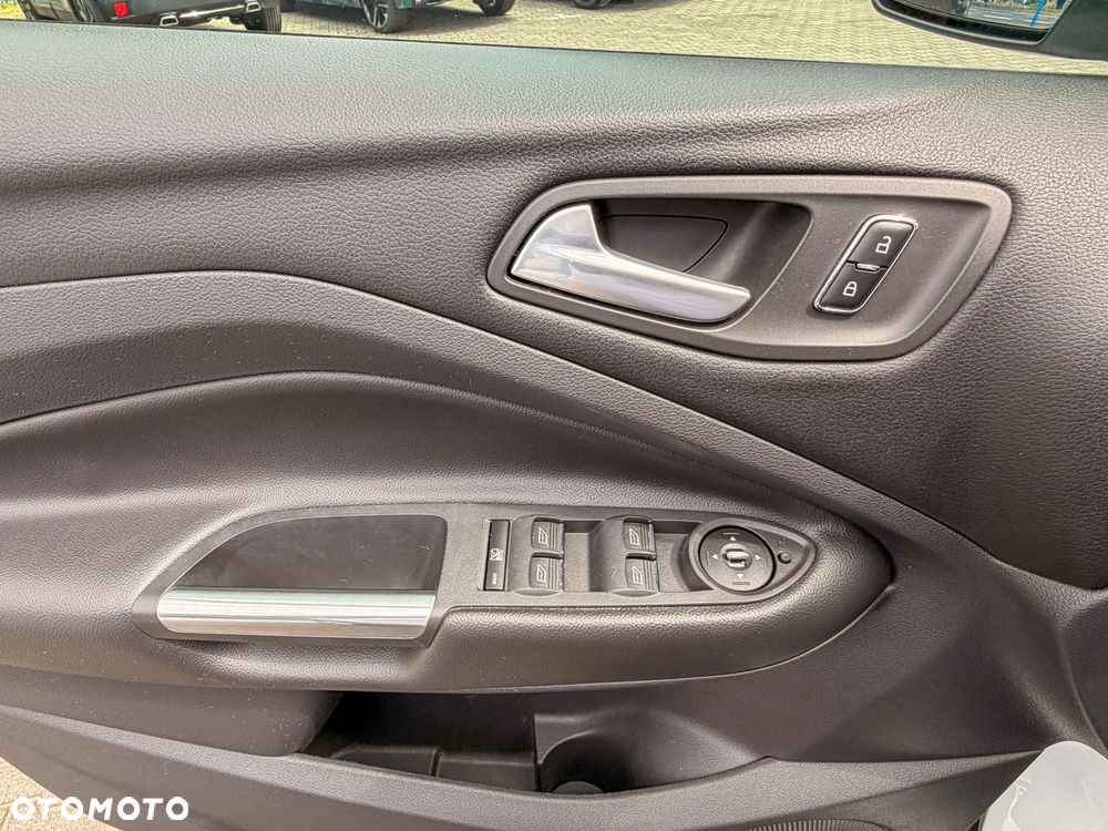 Ford Kuga 2.0 TDCi 4WD Trend - 12