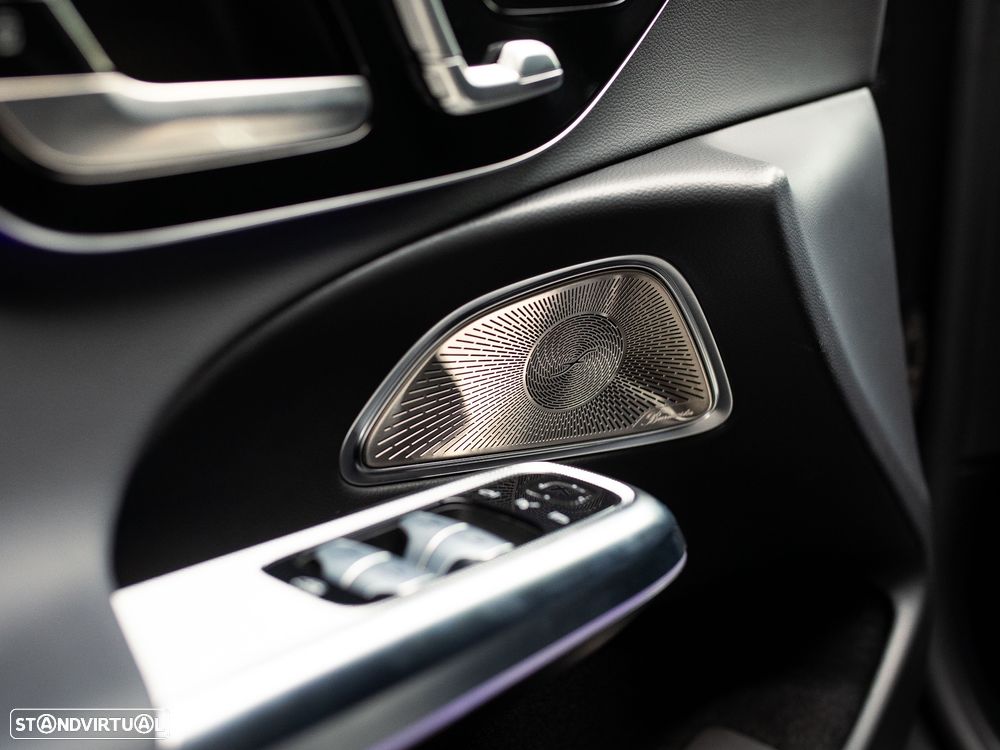 Mercedes-Benz E 300 de AMG Line - 31