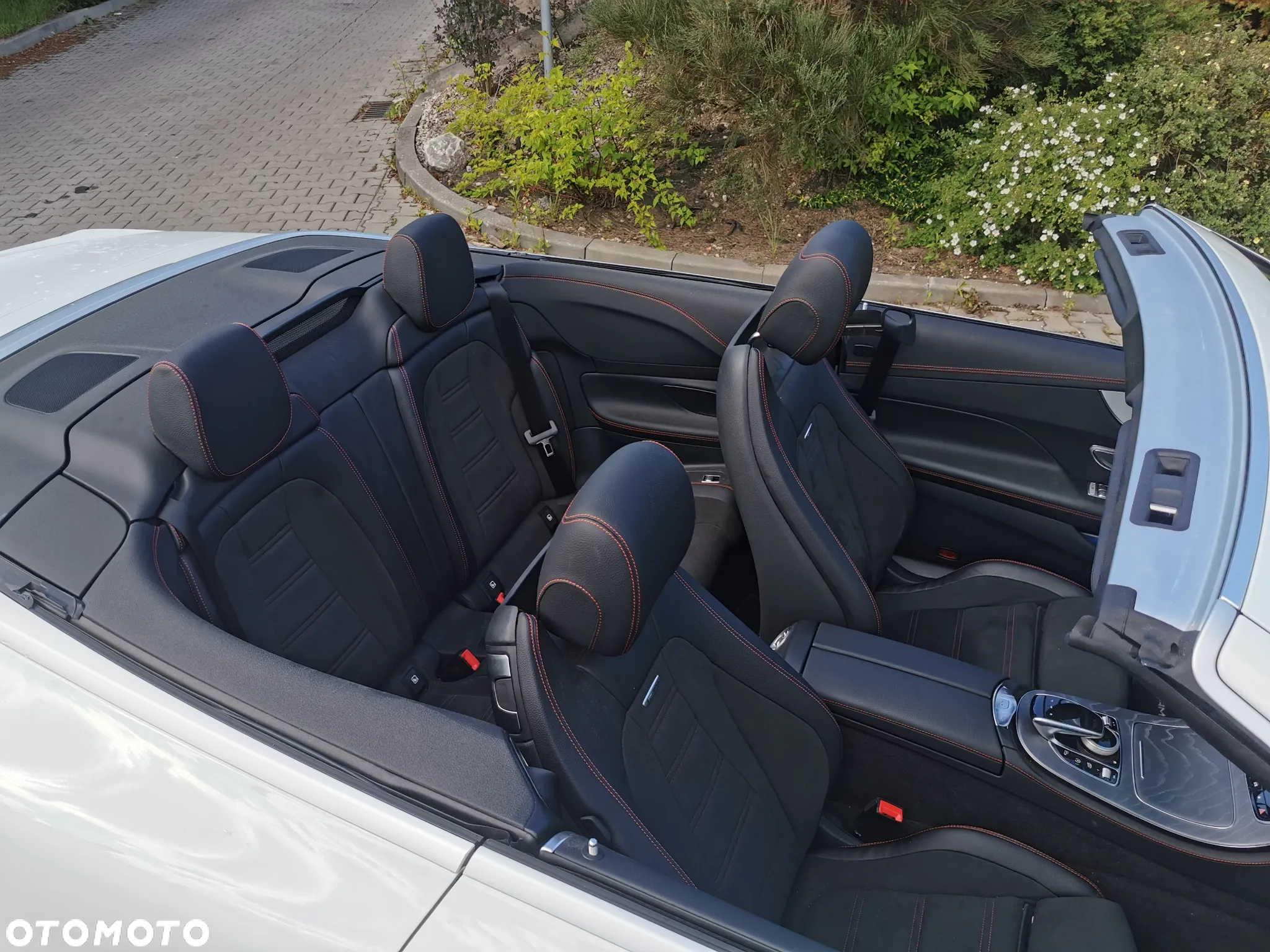 Mercedes-Benz Klasa E AMG 53 4Matic+ Cabrio AMG Speedshift TCT-9G - 10