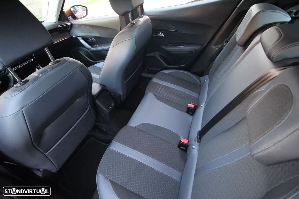 Peugeot e-2008 50 kWh Allure - 20