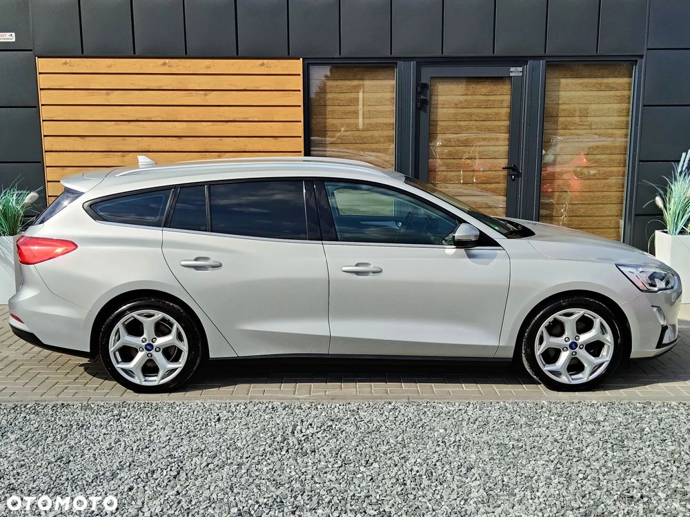 Ford Focus 1.5 EcoBlue STart-Stopp-System TITANIUM - 29