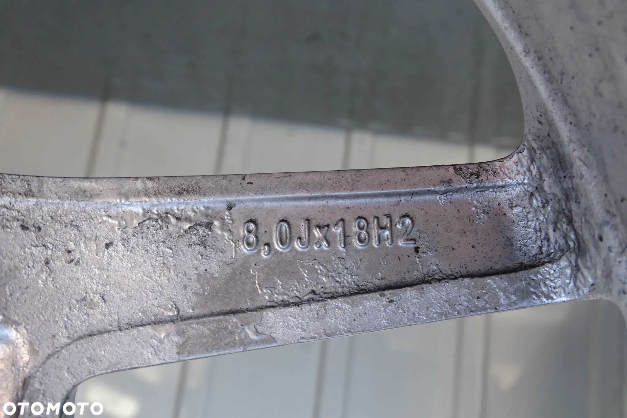 Mercedes E W212 W207 W211 C W205 CLS W218 Felgi 18 z oponami 8,0Jx18 ET48 8.5Jx18 ET45 2124013602 2074011502 - 21