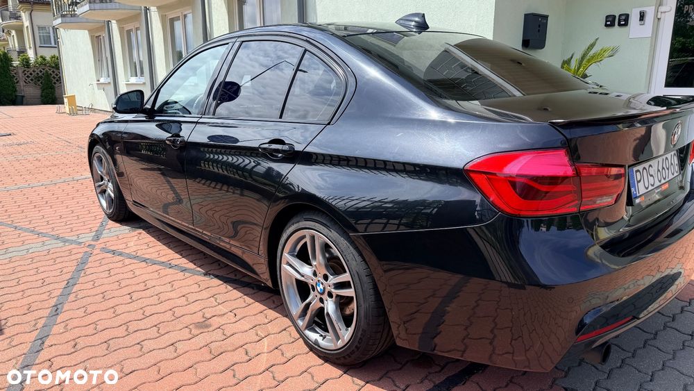BMW Seria 3 318d Edition M Sport Shadow - 15