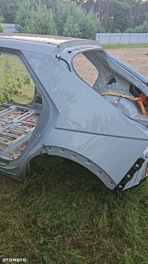 HYUNDAI IONIQ 5 błotnik lewy tył - 1