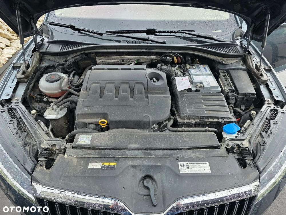 Skoda Superb 2.0 TDI DSG L&K - 20