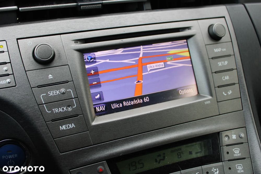 Toyota Prius - 21