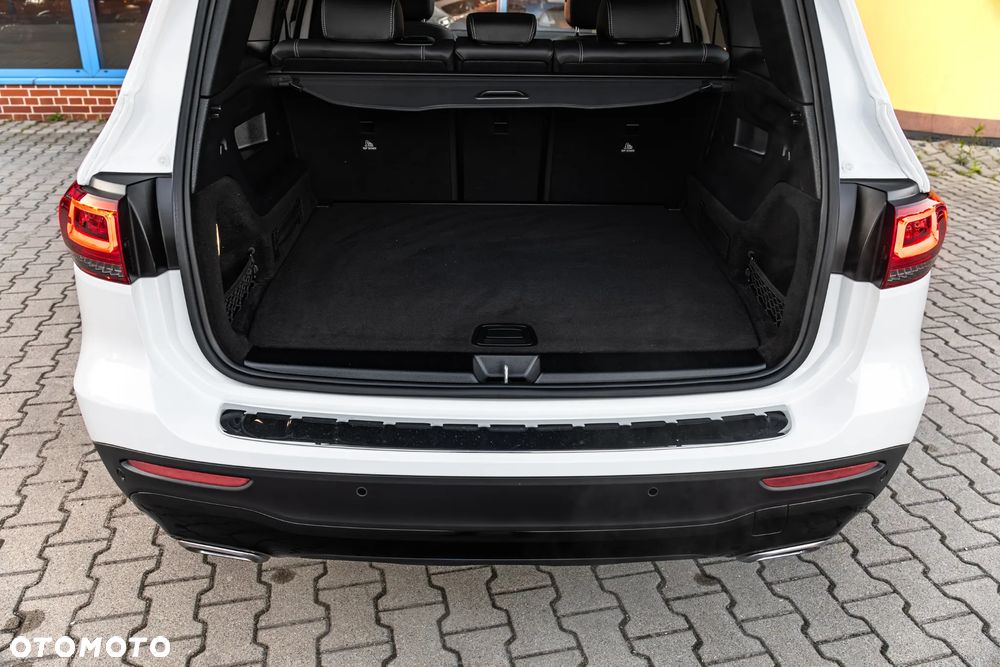 Mercedes-Benz GLB 250 Style 8G-DCT - 11