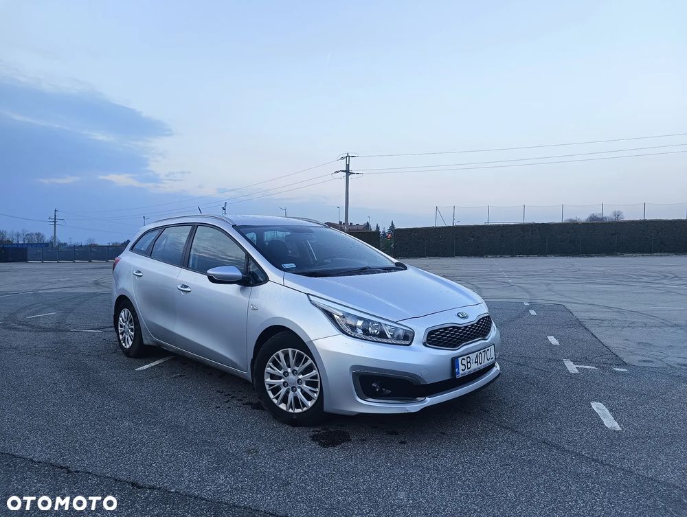 Kia Ceed - 1