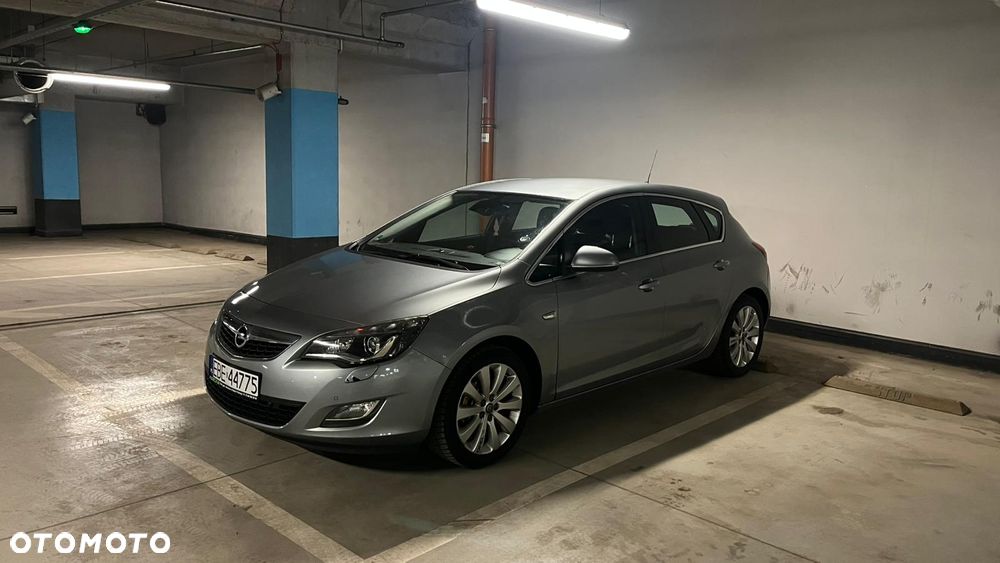 Opel Astra 1.4 T Executive - 2