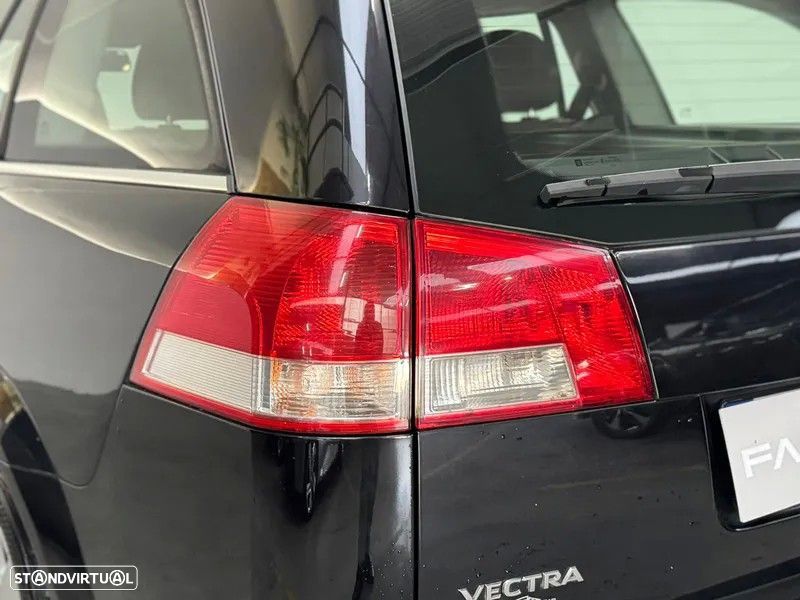 Opel Vectra Caravan 1.9 CDTi Executive - 13