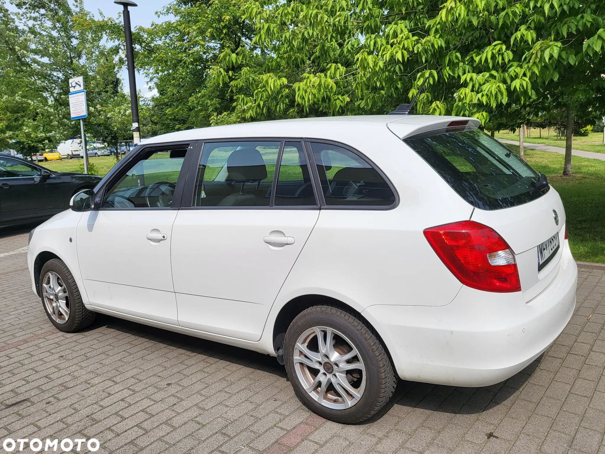 Skoda Fabia 1.6 TDI DPF Ambition - 5