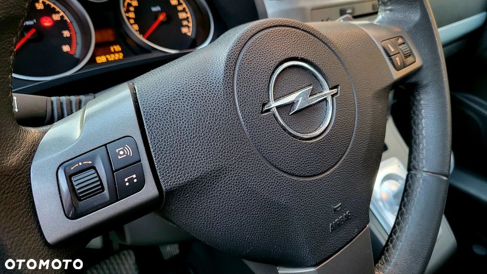 Opel Zafira 1.8 Easytronic Family Plus - 21