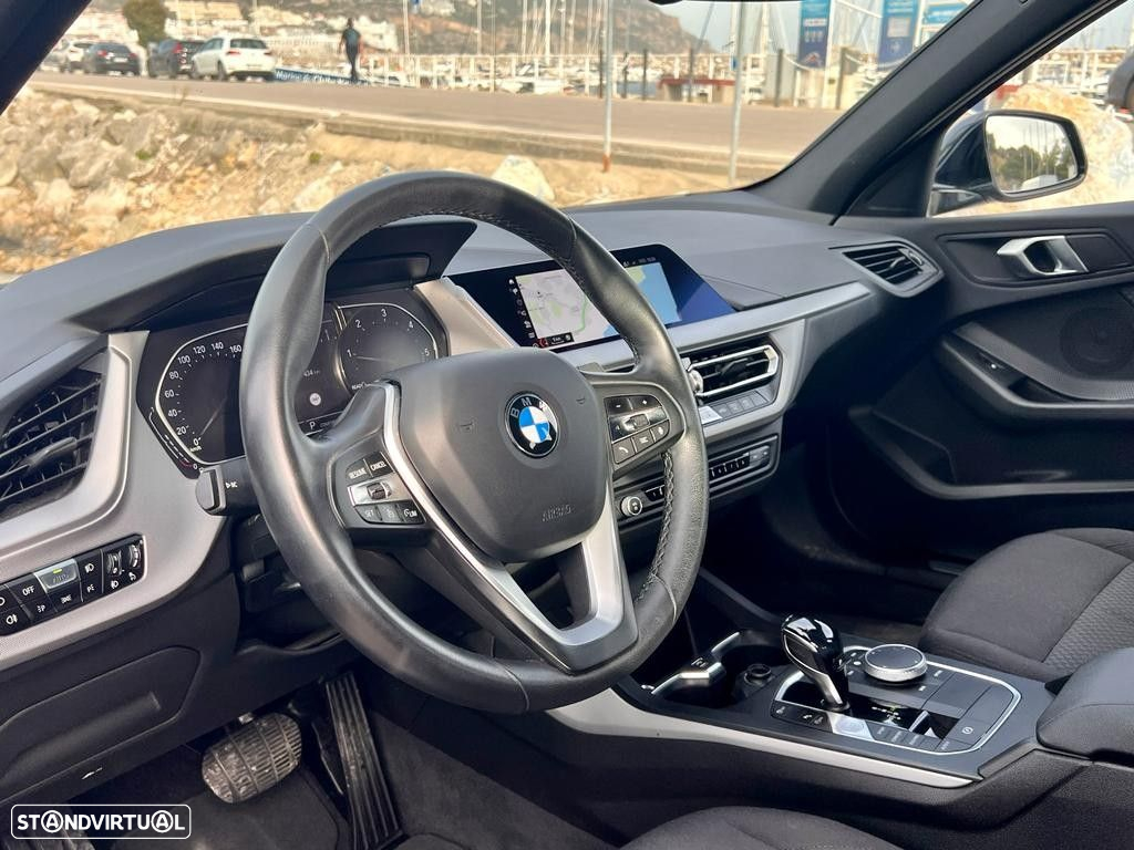 BMW 116 d Aut. Sport Line - 9