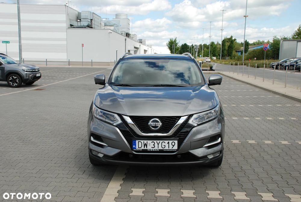 Nissan Qashqai 1.3 DIG-T Tekna DCT - 2