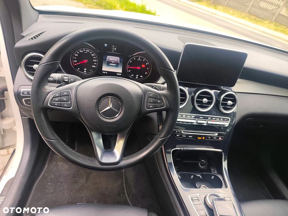 Mercedes-Benz GLC - 8