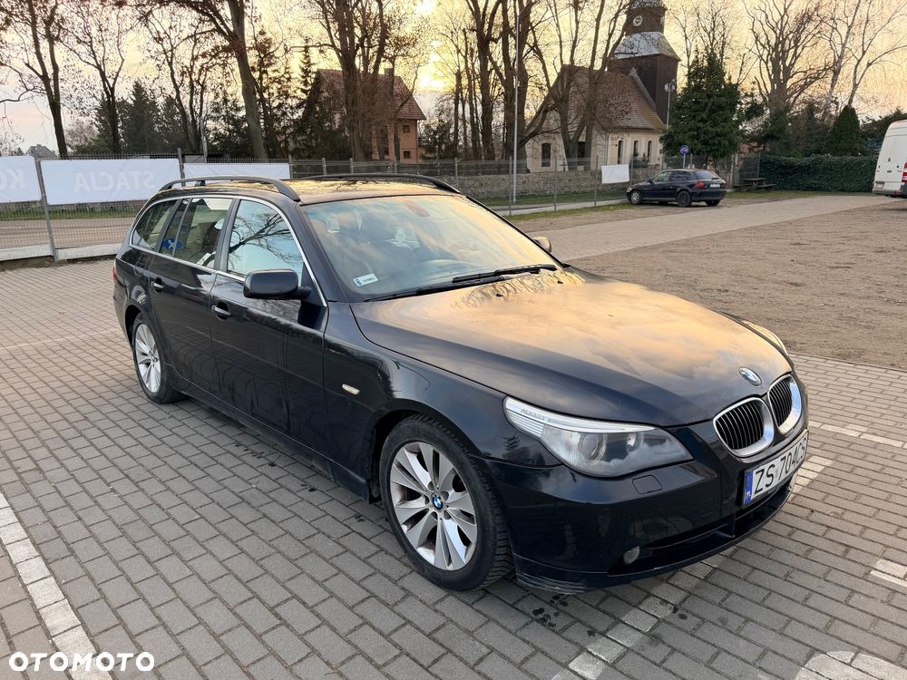 BMW Seria 5 525d - 1
