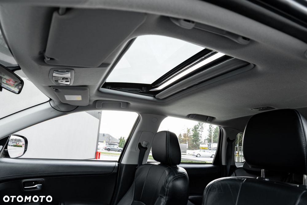 Mitsubishi Outlander 2.4 4WD CVT Intense - 28