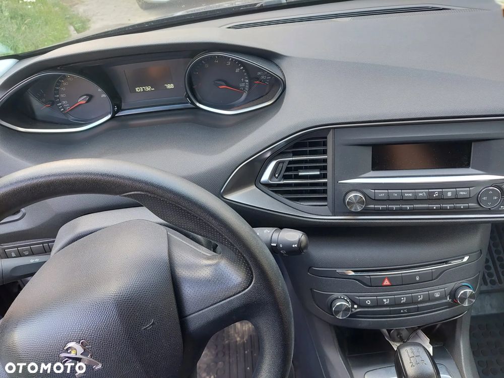 Peugeot 308 1.2 PureTech Access S&S - 4