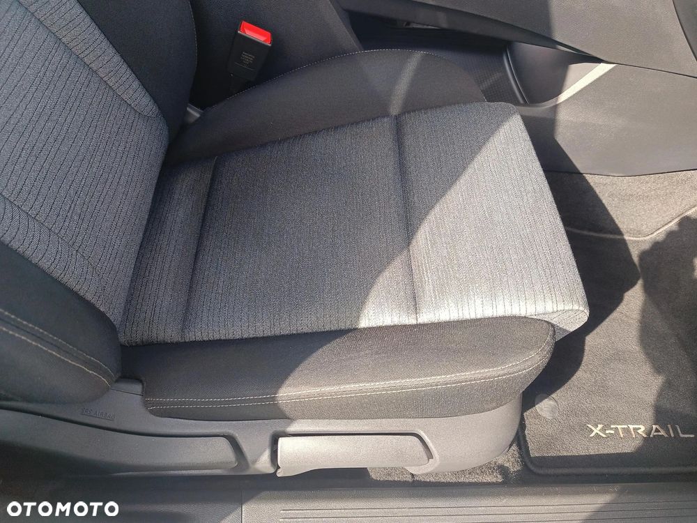 Nissan X-Trail - 13
