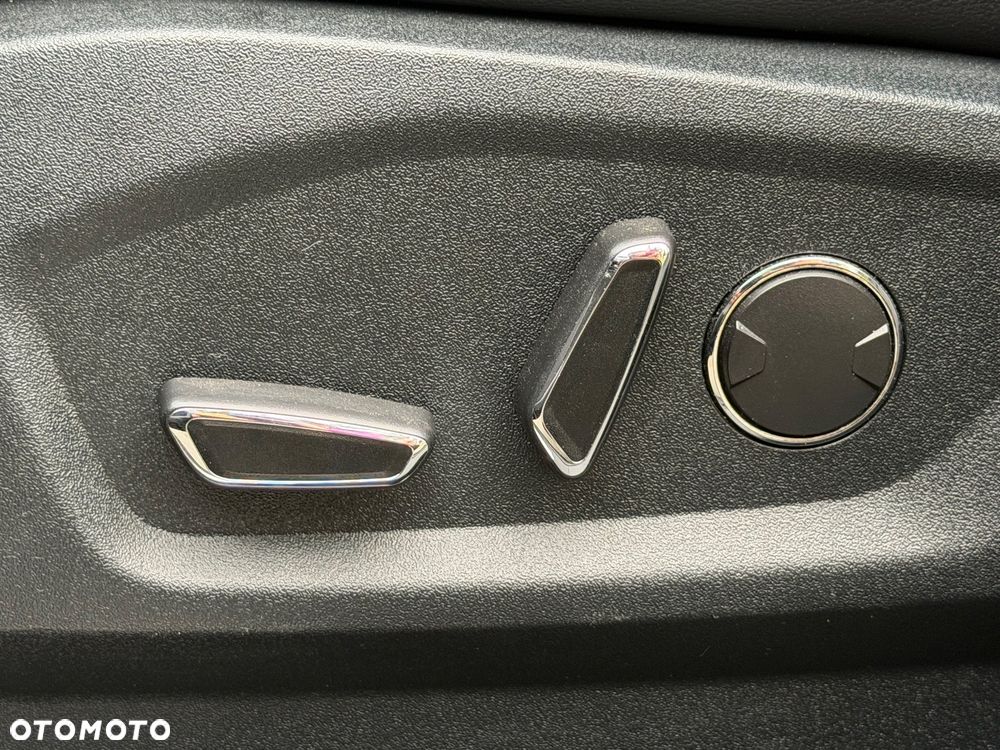 Ford S-Max 2.0 EcoBlue ST-Line - 14