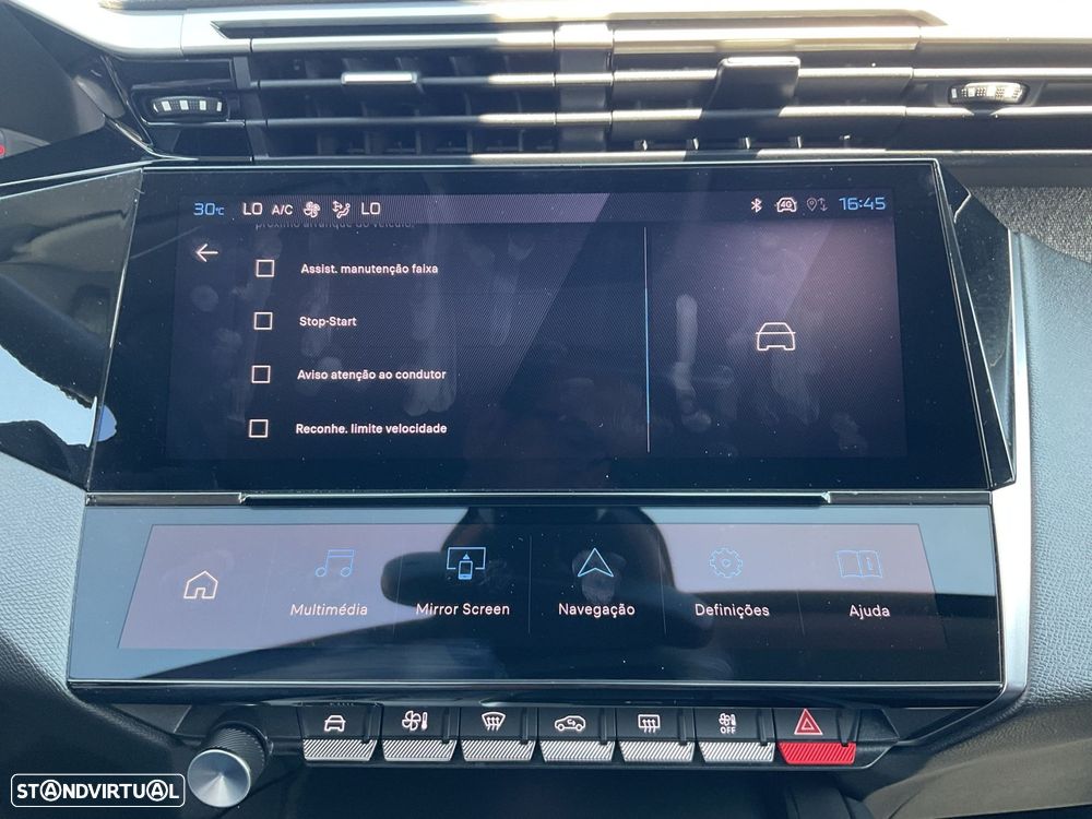 Peugeot 408 1.2 PureTech Allure EAT8 - 34