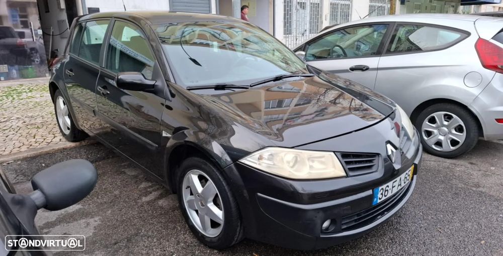 Renault Mégane 1.5 dCi Dynamique - 3