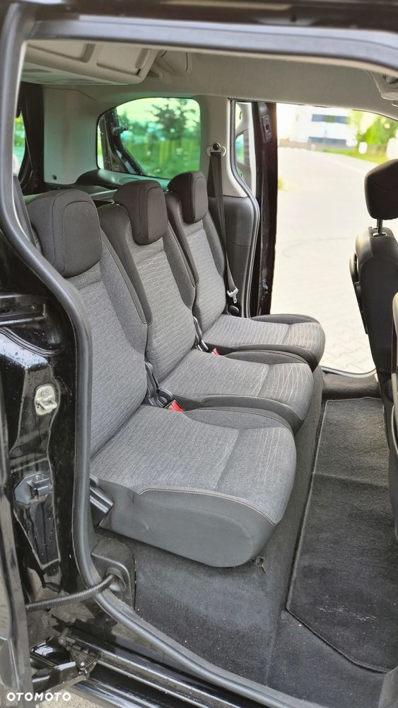 Citroën Berlingo Multispace PureTech 110 SHINE - 16