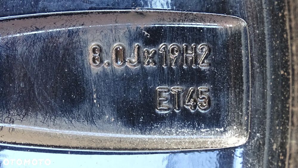 SEAT ATECA 575 - felga 8Jx19H2 ET45 5x112 - 11