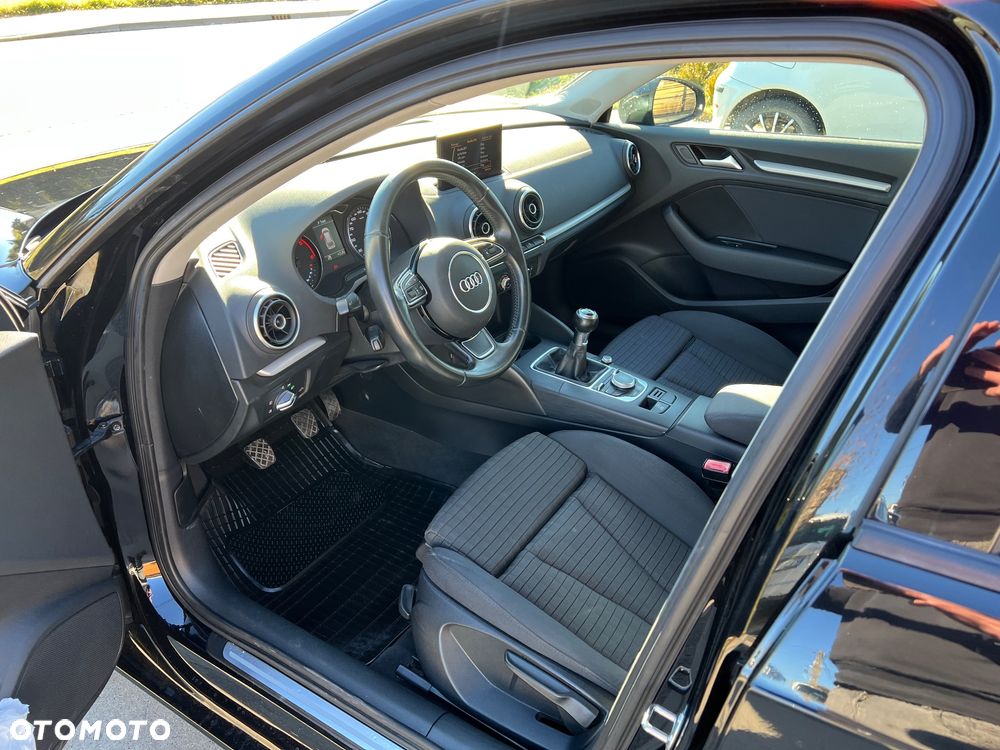 Audi A3 Sportback - 11