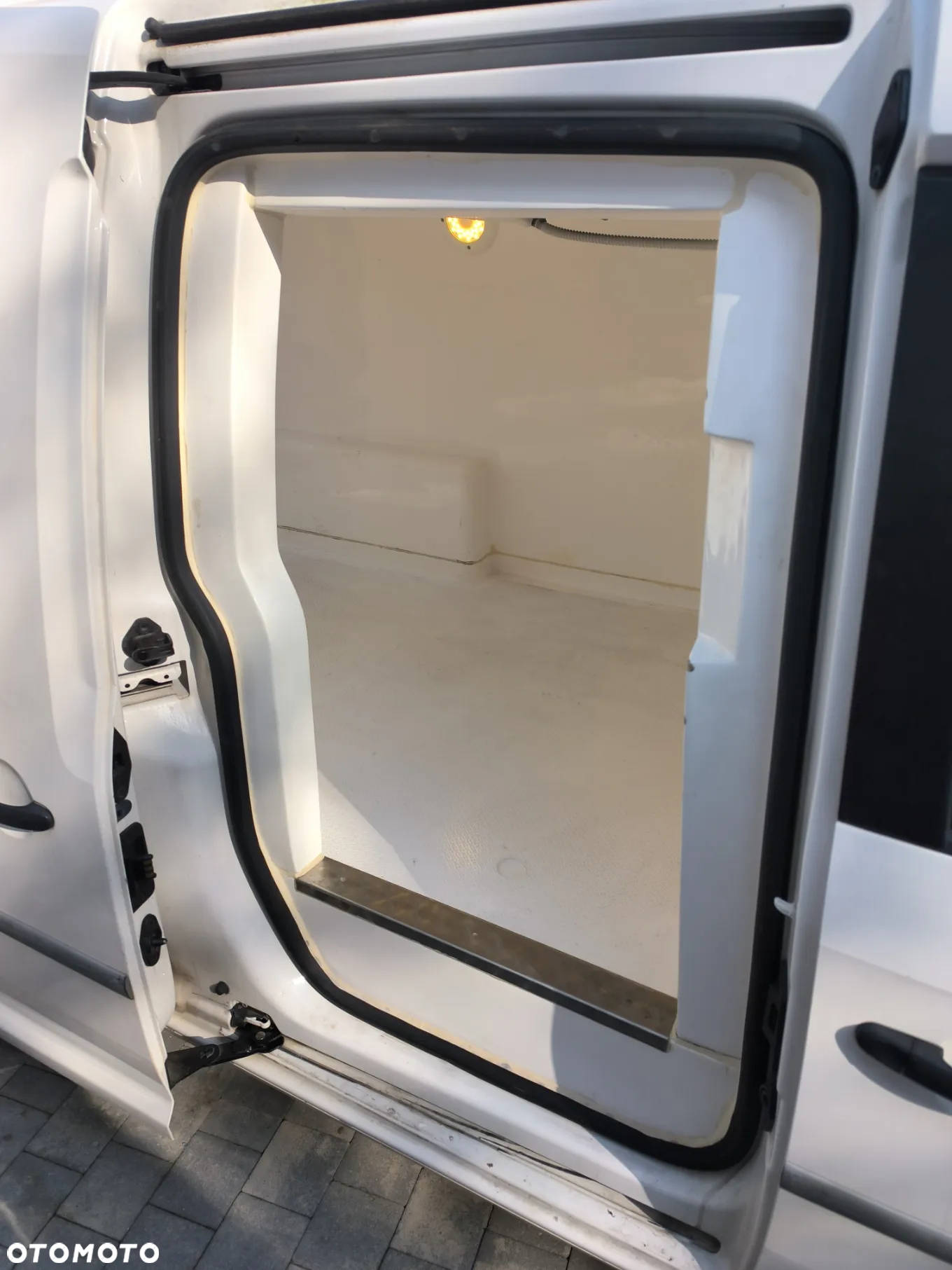 Volkswagen Caddy 2.0 TDI - 9