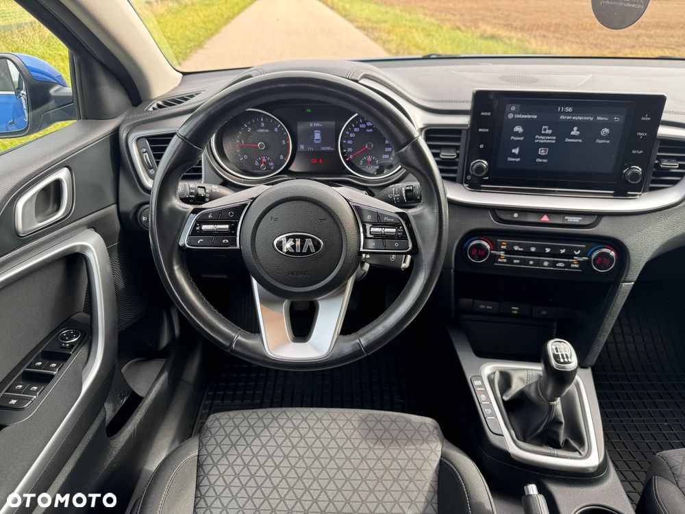 Kia Ceed 1.6 CRDi SCR M - 32