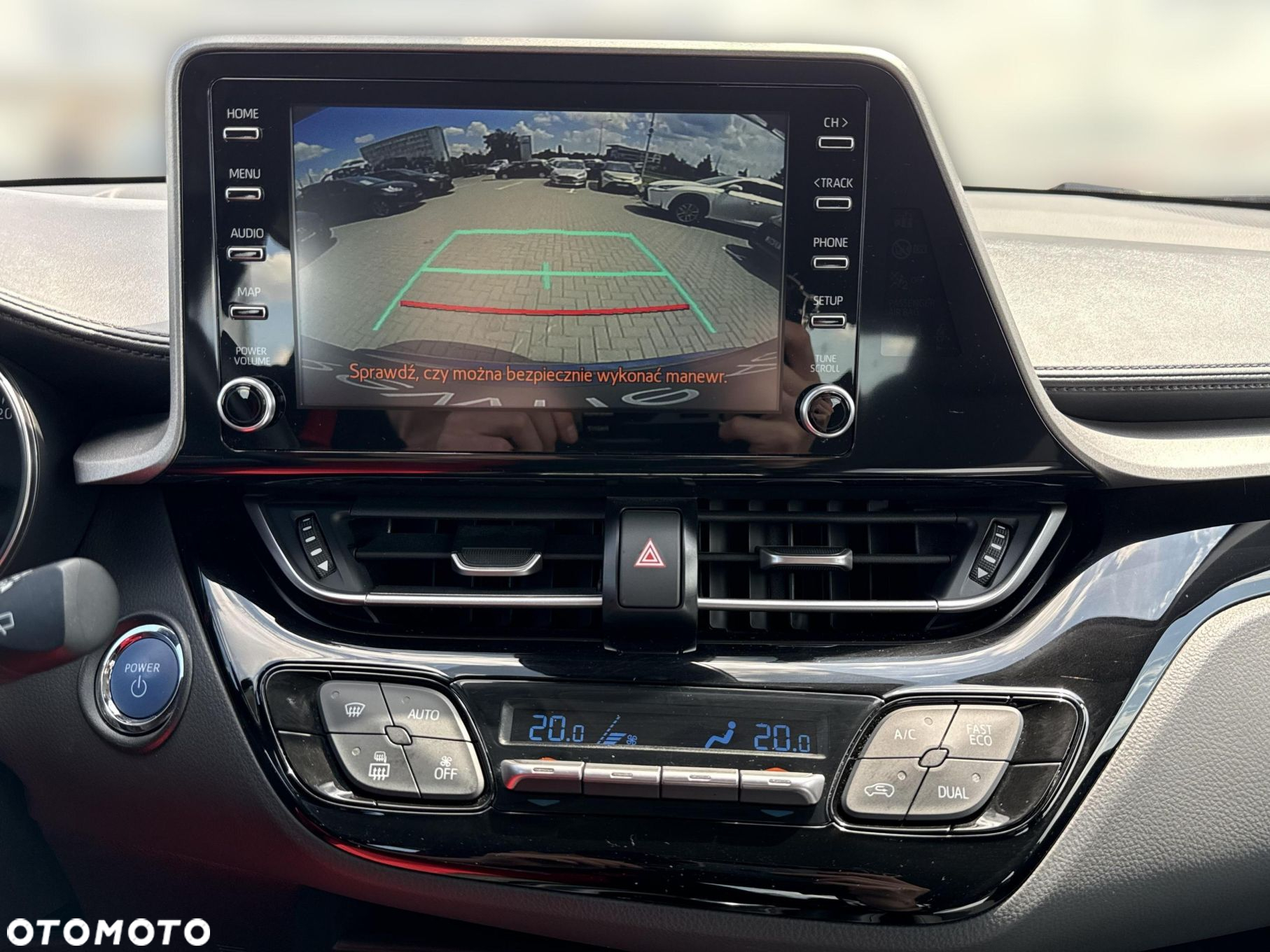 Toyota C-HR - 14