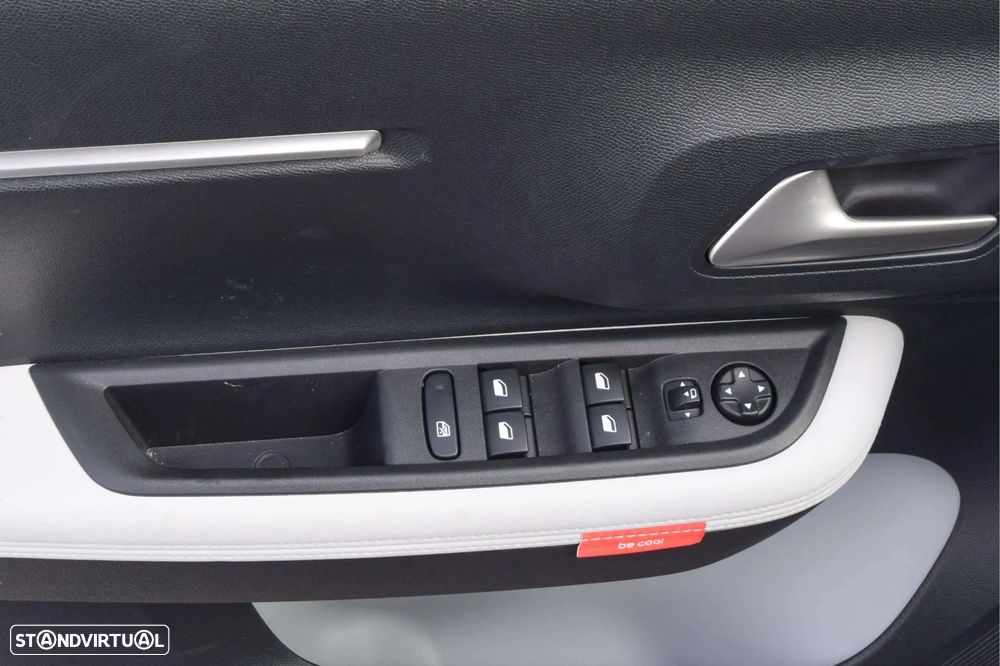 Citroën e-C3 44 kWh Autonomia Conforto Max - 31
