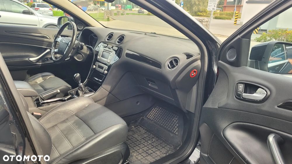 Ford Mondeo 2.0 TDCi Titanium - 13