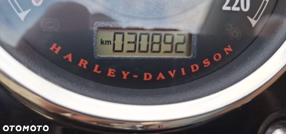 Harley-Davidson Softail Fat Bob - 9