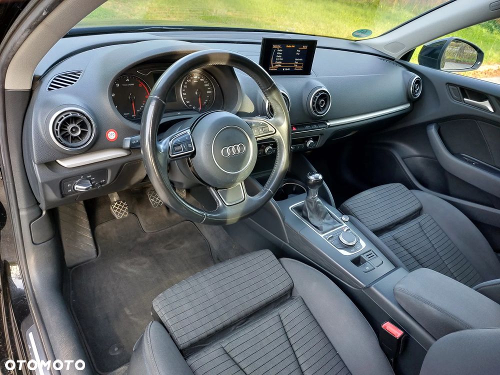 Audi A3 Sportback 1.6 TDI ultra Attraction - 15