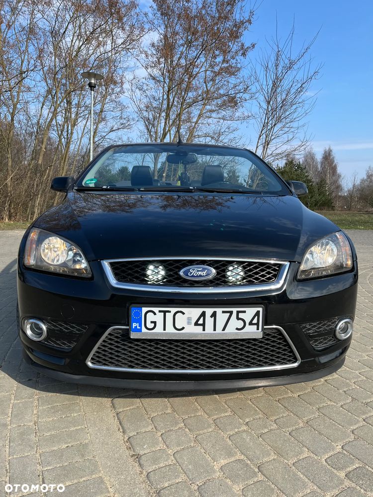 Ford Focus 2.0 16V Titanium - 1